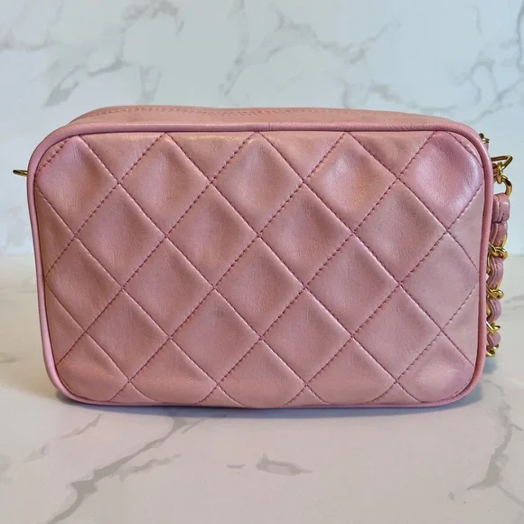 SOLD Small Vintage CHANEL Pink Lambskin Camera Bag - Picture 3 of 13